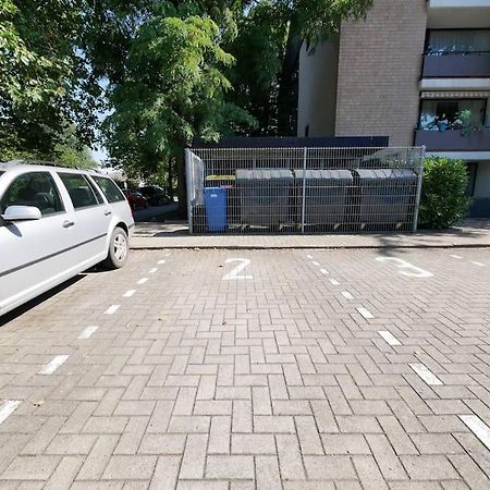 Osnabrück 61 M2 Erdgeschosswohnung Mit Eigenem Parkplatz Vorm Haus מראה חיצוני תמונה