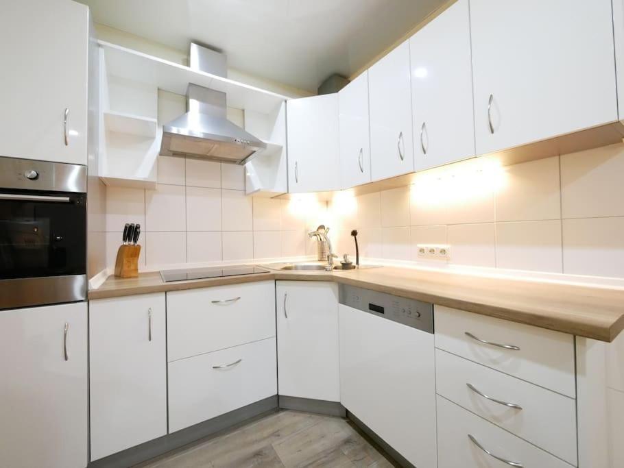 Osnabrück 61 M2 Erdgeschosswohnung Mit Eigenem Parkplatz Vorm Haus מראה חיצוני תמונה
